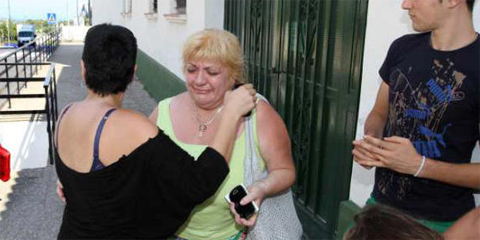 Detenida por no querer dejar su vivienda por deshaucio Detenida por no querer dejar su vivienda por deshaucio