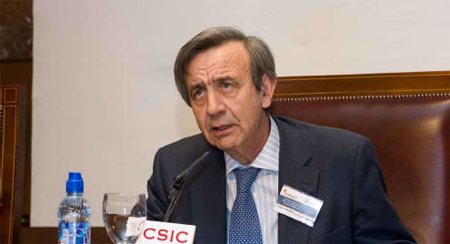 Antonio Burgueño, actual director de Hospitales de Madrid, esperamos que por poco tiempo