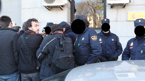 Más Policía sin identificación