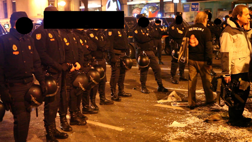 Policías sin identificación - Denuncias masivas de falta de identificación policial