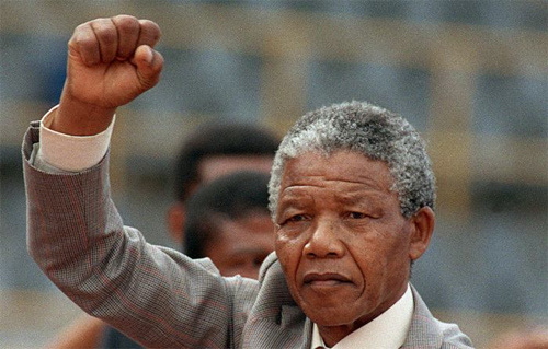 Mandela, el revolucionario que no renunció a la violencia